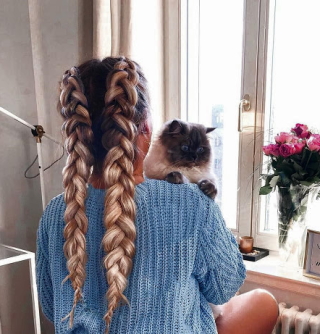 How to Dutch Braid Your Own Hair » Lupunaluz